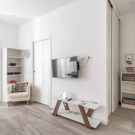 Cozy House On Navigli Milán
