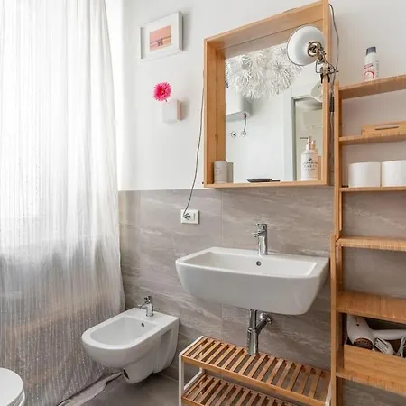 Cozy House On Navigli Milán